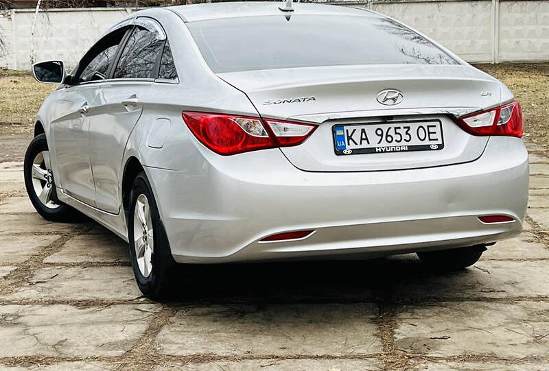 Hyundai Sonata 2012