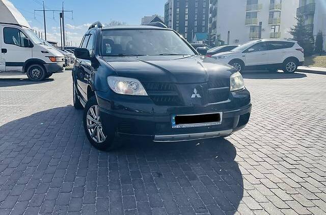 Mitsubishi Outlander 2006