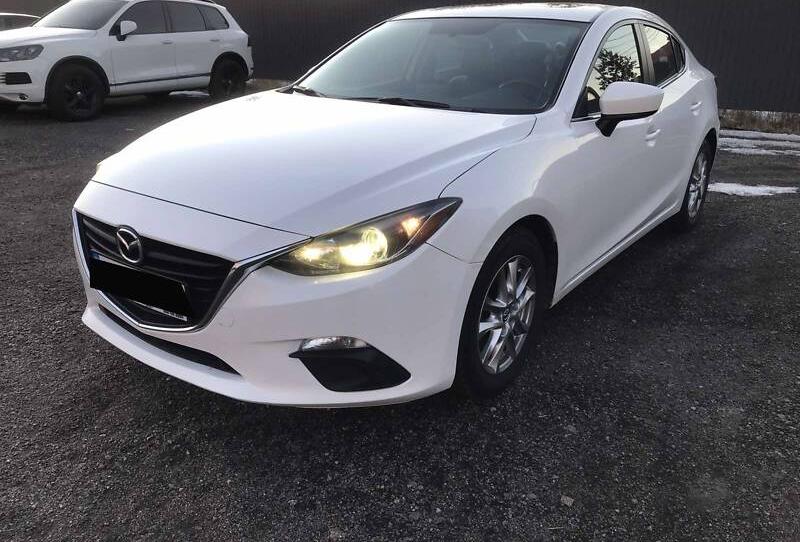 Mazda 3 Grand Touring 2013