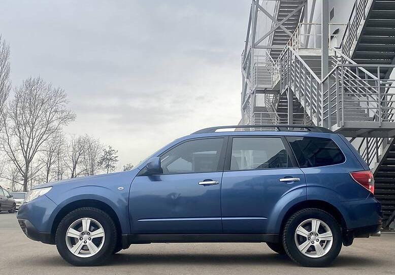 Subaru Forester O F F I C I A L  2009