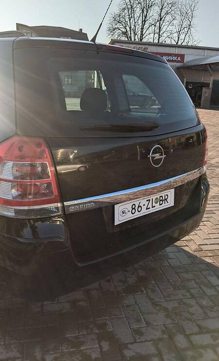 Opel Zafira 2008