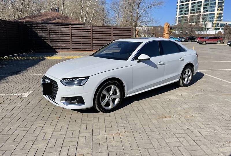 Audi A4 2020