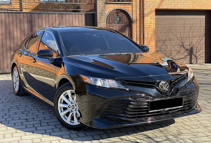Toyota Camry Black 2017