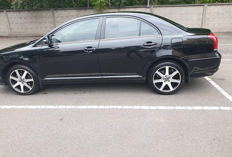 Toyota Avensis AZT250 2008