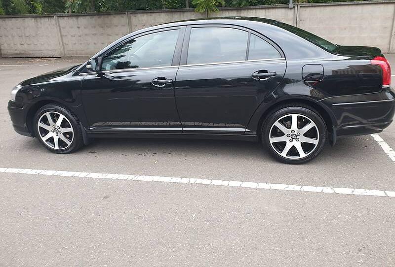 Toyota Avensis AZT250 2008