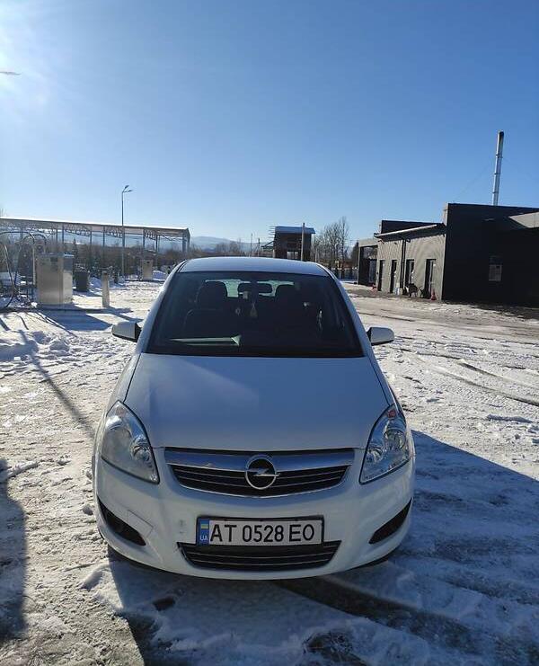 Opel Zafira 2008