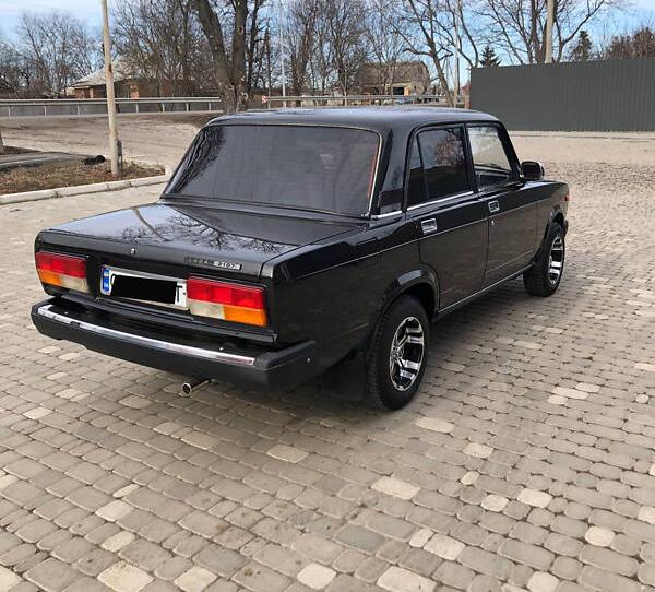 ВАЗ 2107 black  2007