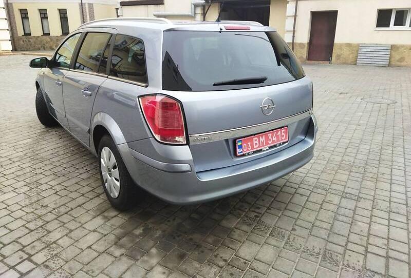 Opel Astra H 2008