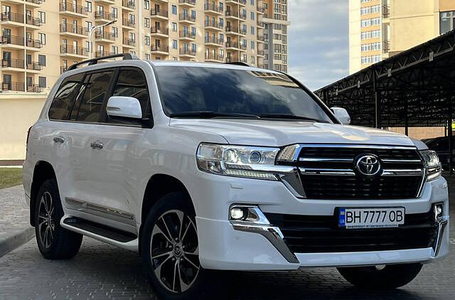 Toyota Land Cruiser 200 2017