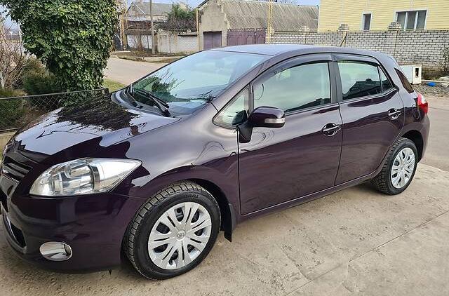 Toyota Auris LUNA MAXIMAL 2010