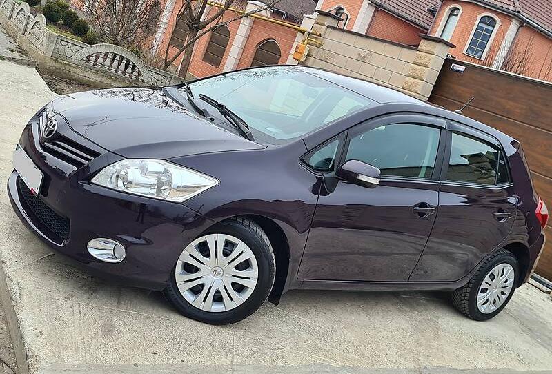 Toyota Auris LUNA MAXIMAL 2010