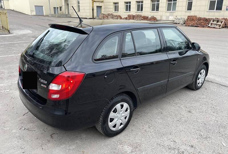 Skoda Fabia 2011