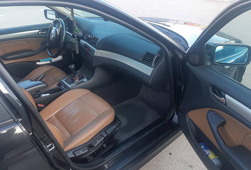 BMW 320 2004