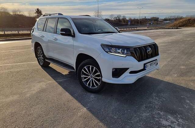 Toyota Land Cruiser Prado 150 Premium 2021