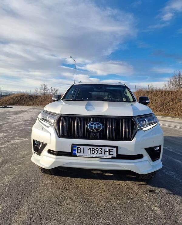 Toyota Land Cruiser Prado 150 Premium 2021