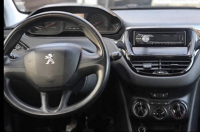 Peugeot 208 2013
