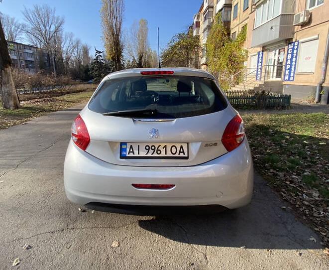 Peugeot 208 2013
