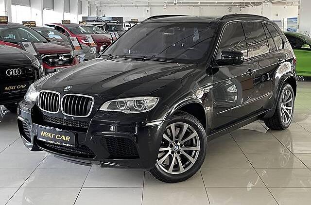 BMW X5 M 4.4i 6AT xDrive E70 2011