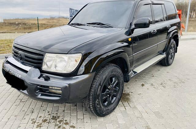 Toyota Land Cruiser 100 2005