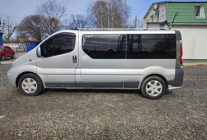 Opel Vivaro пасс.  Long 84kw 2008