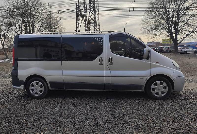 Opel Vivaro пасс.  Long 84kw 2008