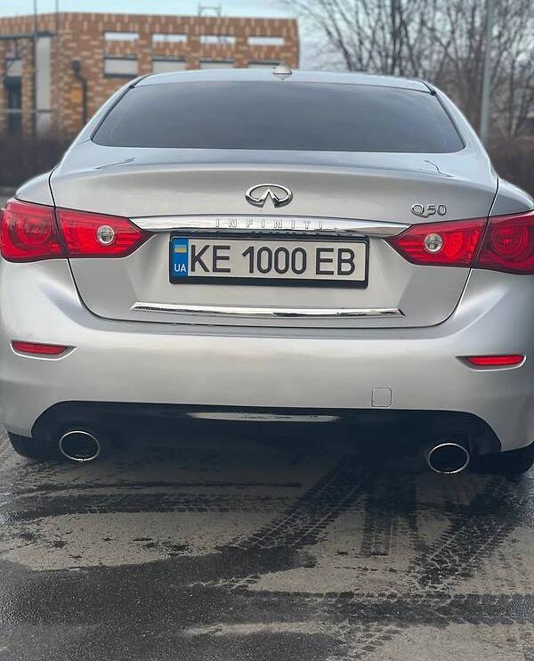 Infiniti Q50 2015