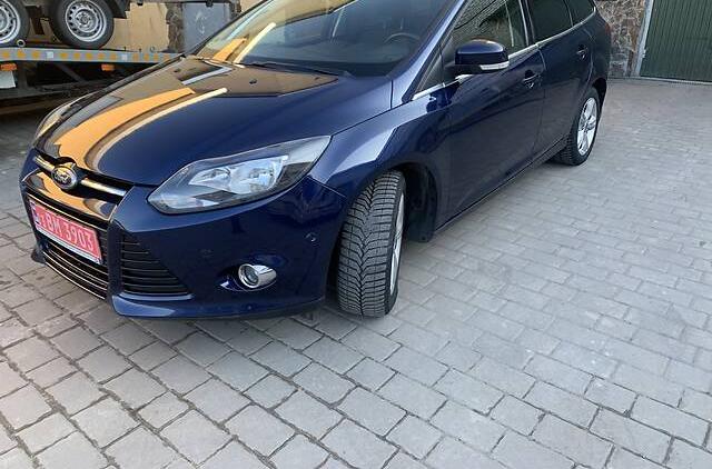 Ford Focus TITANIIUM 2012