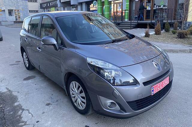 Renault Grand Scenic 2011