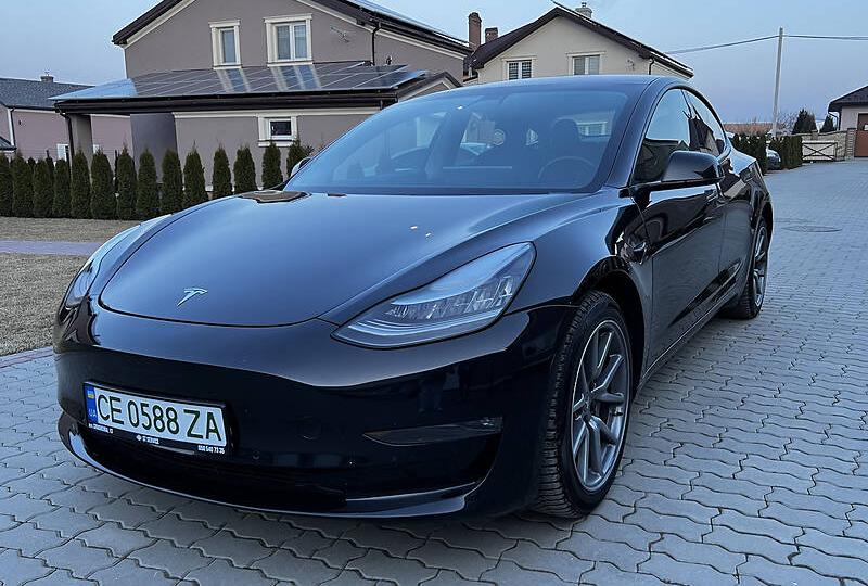 Tesla Model 3 2018