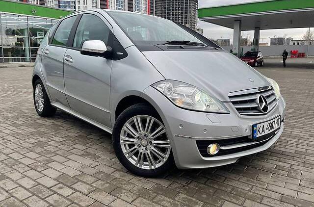 Mercedes-Benz A 180 2010