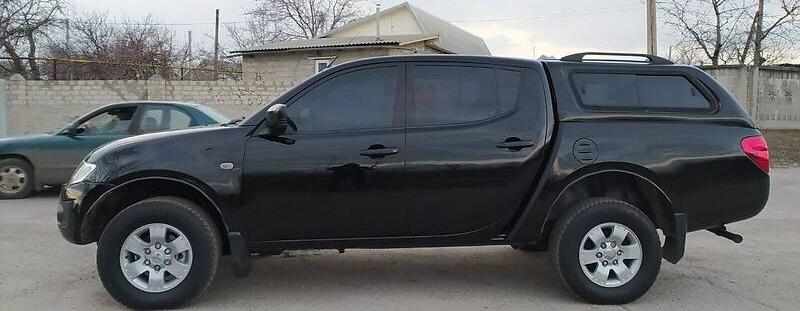 Mitsubishi L 200 2011