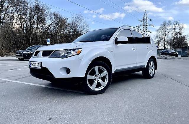 Mitsubishi Outlander XL 2008