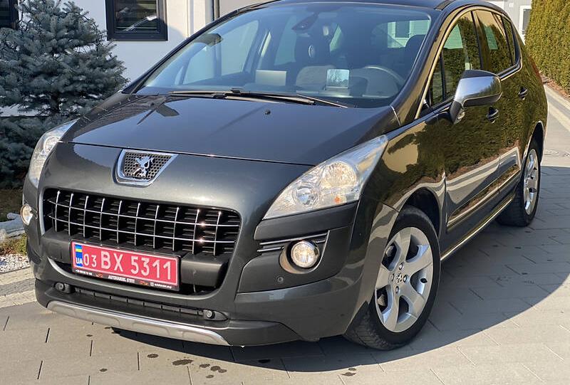 Peugeot 3008 eHDi  2012