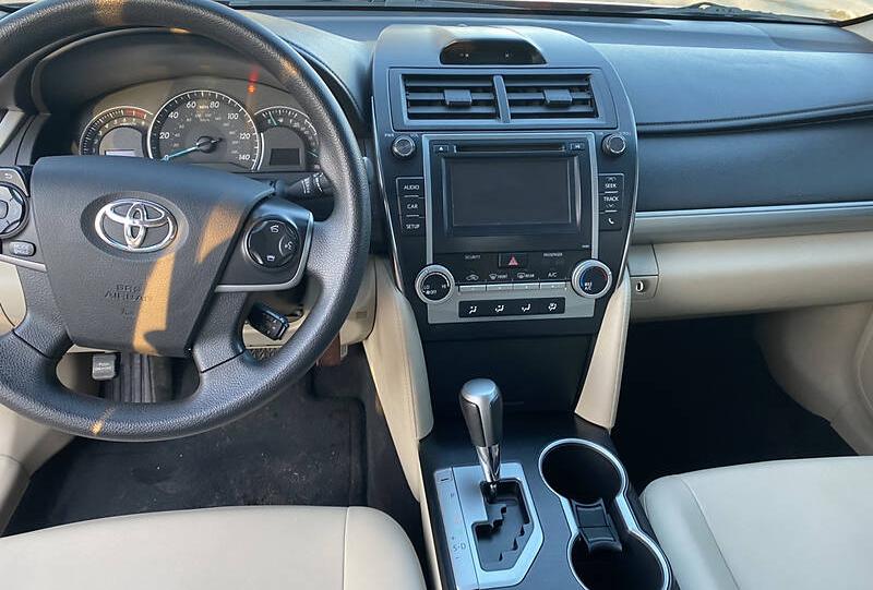Toyota Camry 2014
