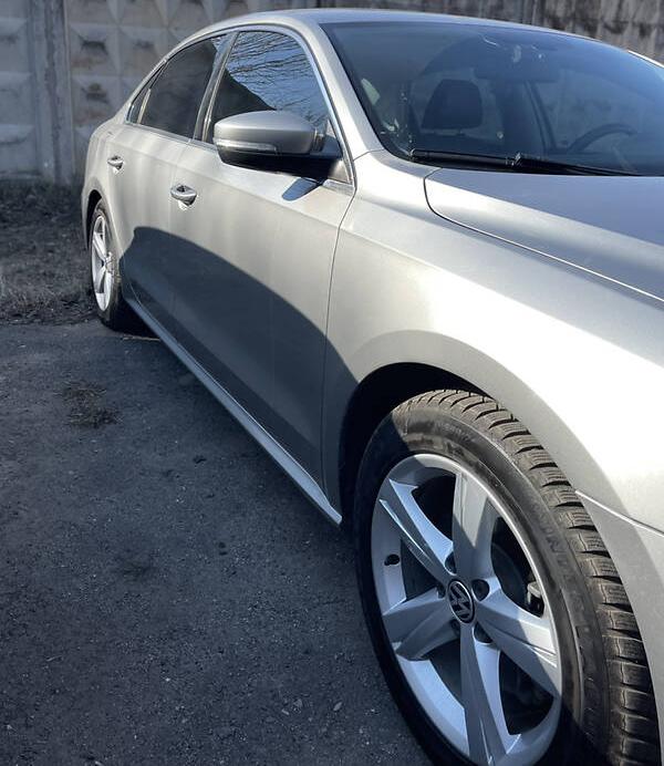Volkswagen Passat B7 2012