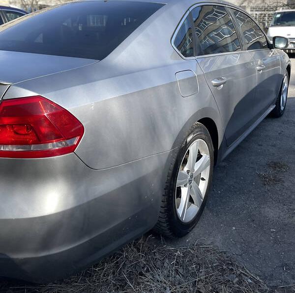 Volkswagen Passat B7 2012