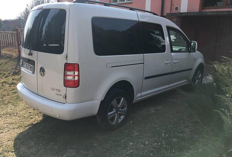 Volkswagen Caddy пасс. 2011