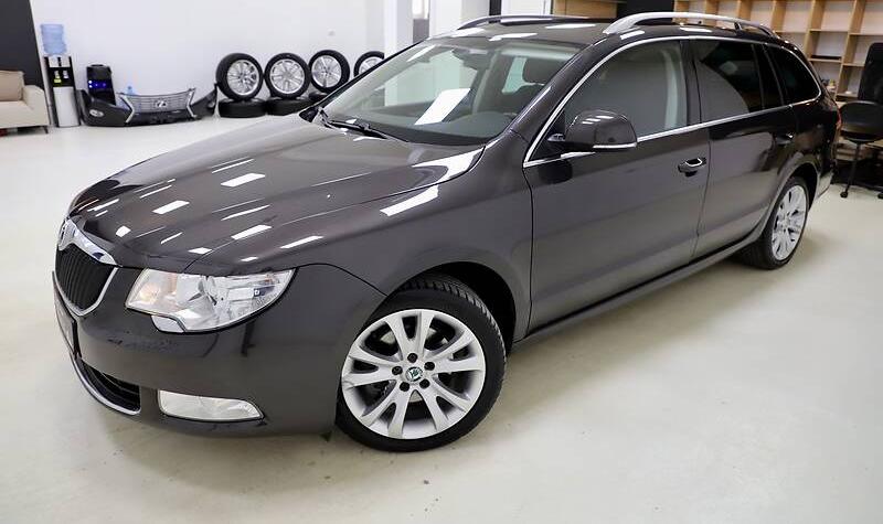 Skoda Superb 2012