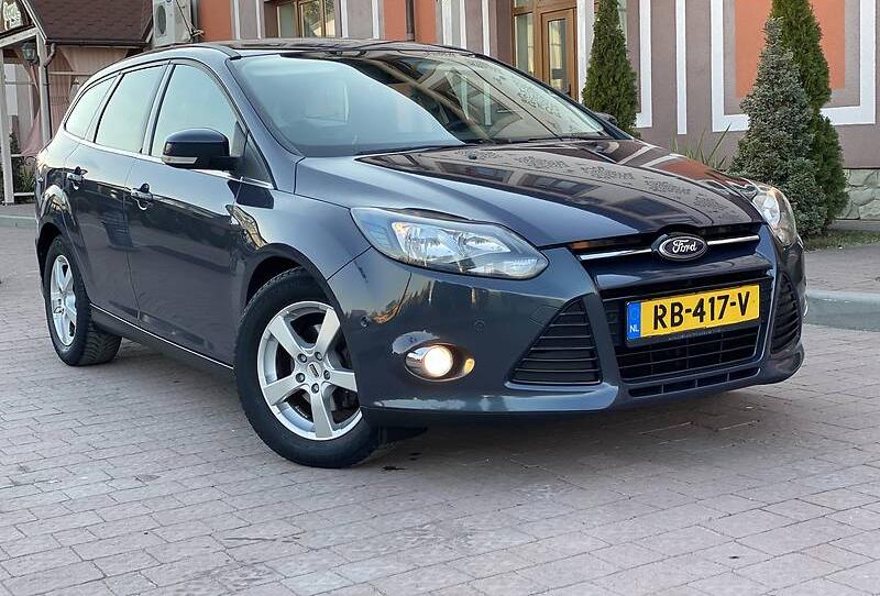Ford Focus TITANIUM  2012
