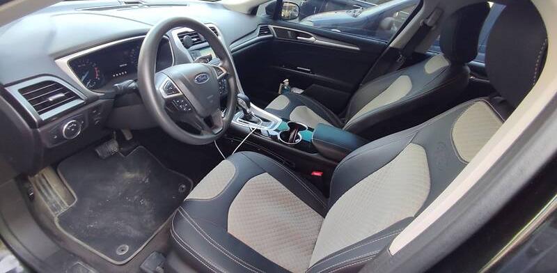 Ford Fusion se 2015