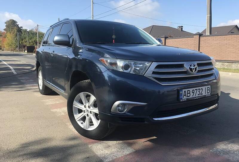 Toyota Highlander SE 2013