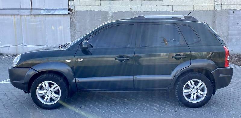 Hyundai Tucson 4x4. G A Z  2008