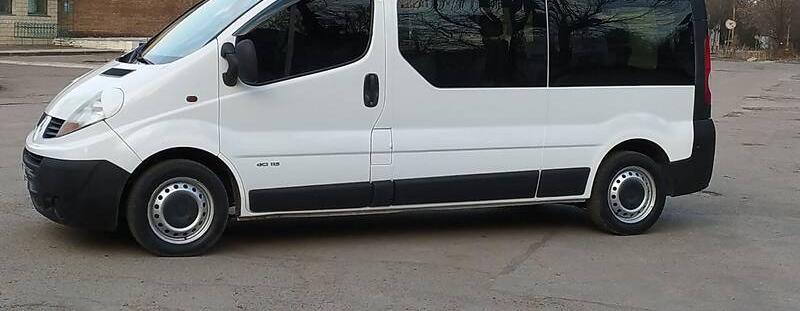 Renault Trafic пасс. Long 2008