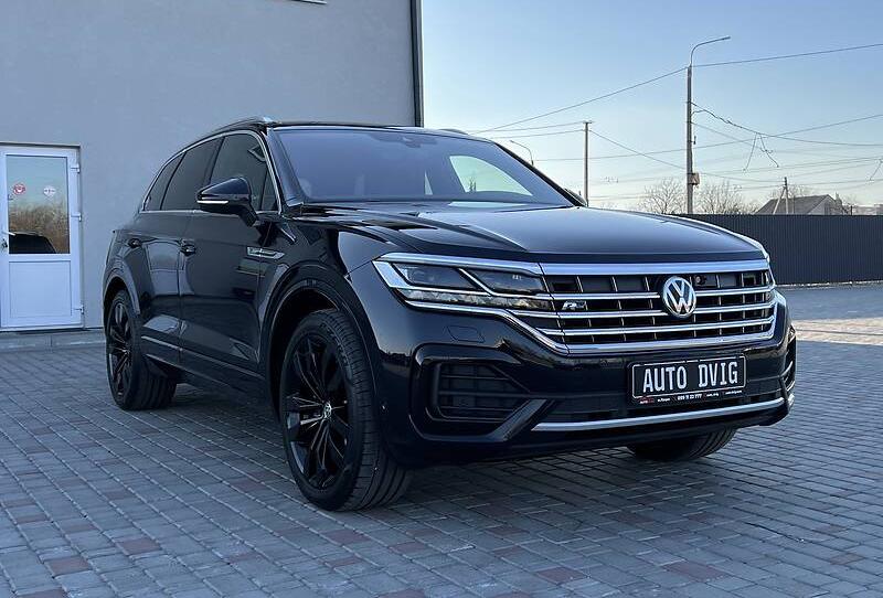 Volkswagen Touareg R LINEx3 DINAUDYO  2018