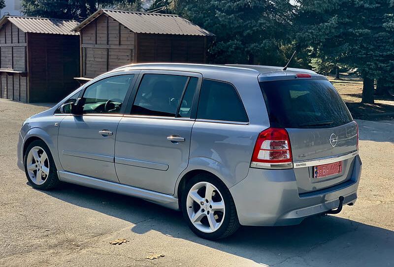 Opel Zafira OPC 92kw 2008
