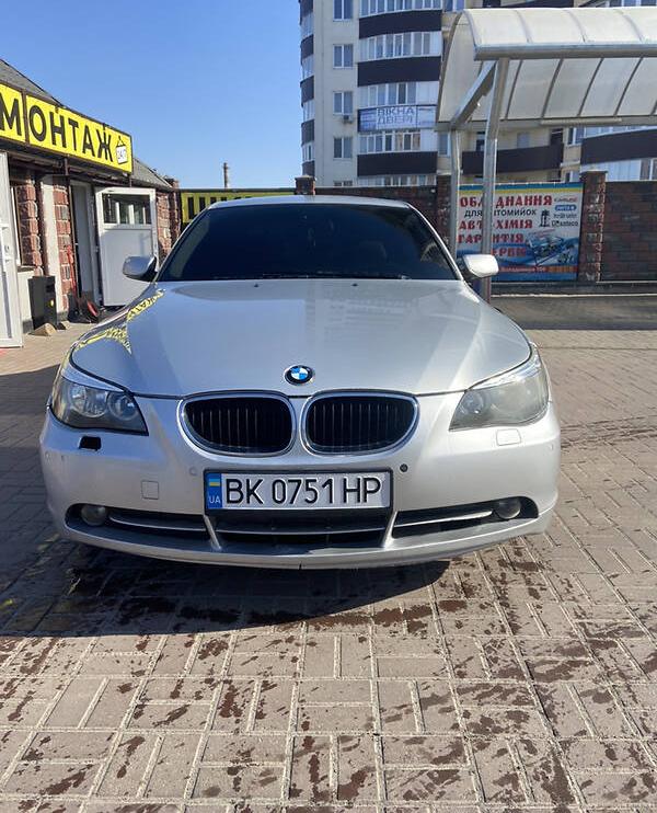 BMW 520 2004