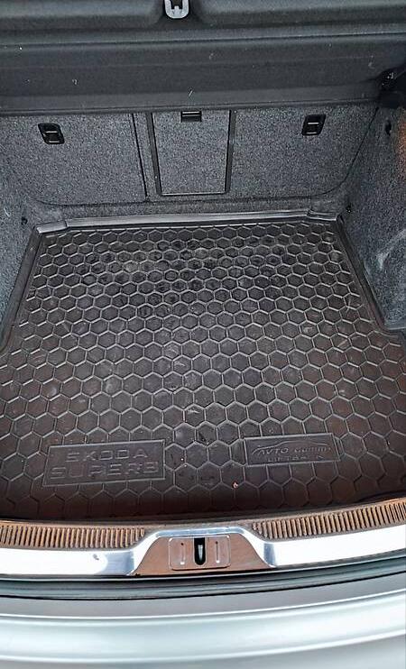 Skoda Superb 2012
