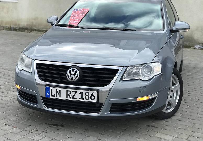 Volkswagen Passat B6 HIGHLINE BLUEMOTION 2010