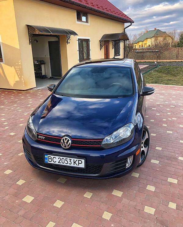 Volkswagen Golf GTI 2011
