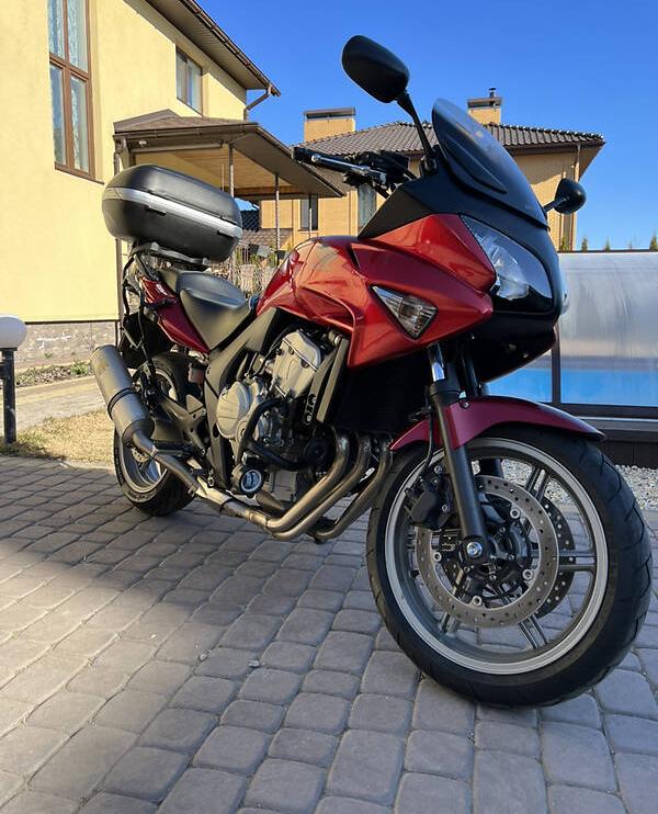 Honda CBF 600 2008 600 бензин